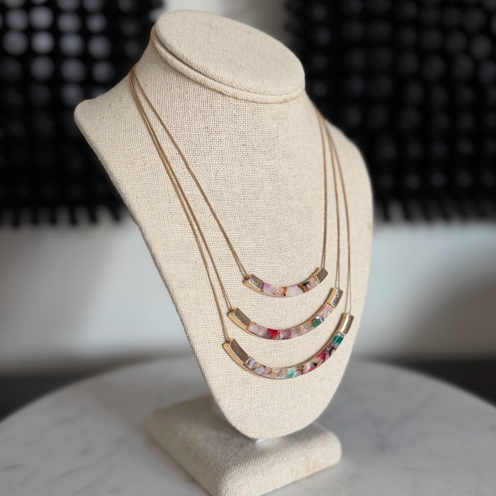 Ann Taylor Multicolor Resin Bar Necklace - Picture 2 of 8